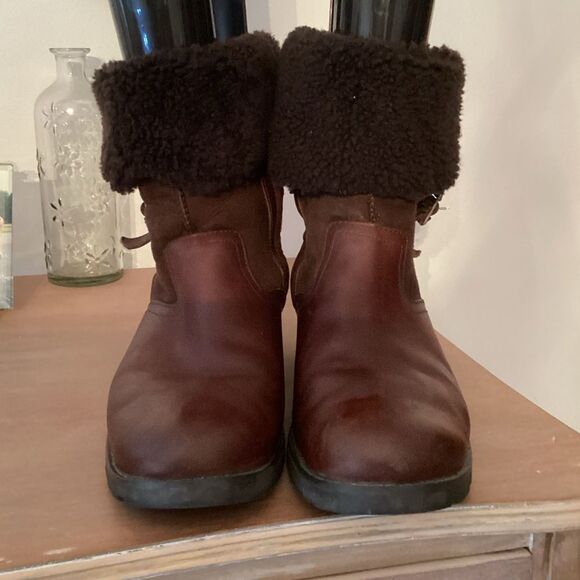 UGG BELLEVUE II SIZE 10 CONVERTIBLE BROWN LEATHER SHERPA LINED BOOTS - Picture 3 of 14